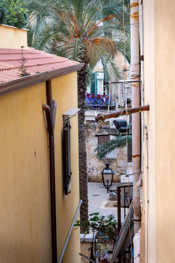 Apartment Domus Schiavuzzo Palermo Exteriör bild