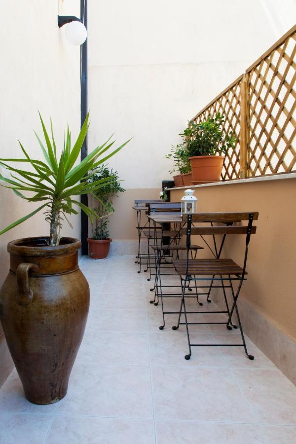 Apartment Domus Schiavuzzo Palermo Exteriör bild